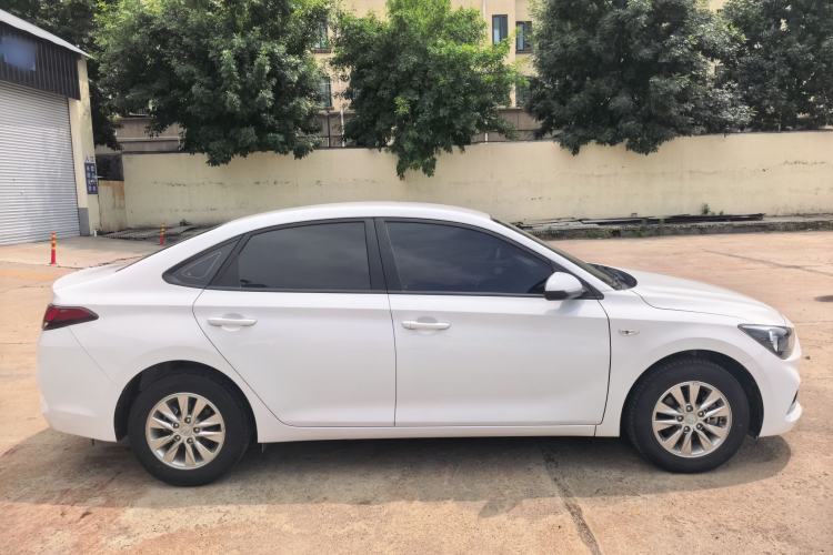 Used Hyundai Celesta 2018 1.6L Automatic GL Enjoyment Edition China VI compliant Exterior 1