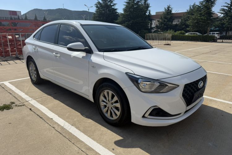 Used Hyundai Celesta 2018 1.6L Automatic GL Enjoyment Edition China VI compliant Exterior 2