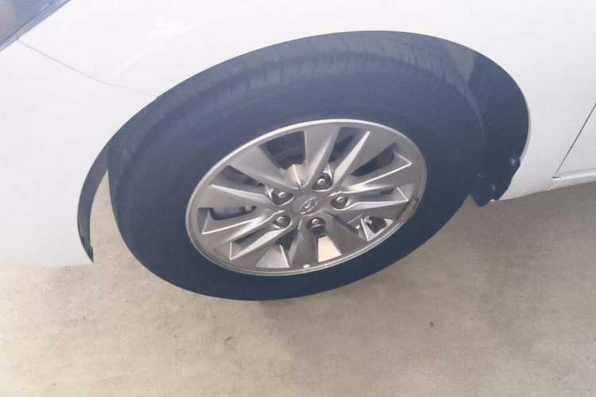 Used Hyundai Celesta 2018 1.6L Automatic GL Enjoyment Edition China VI compliant Exterior 2