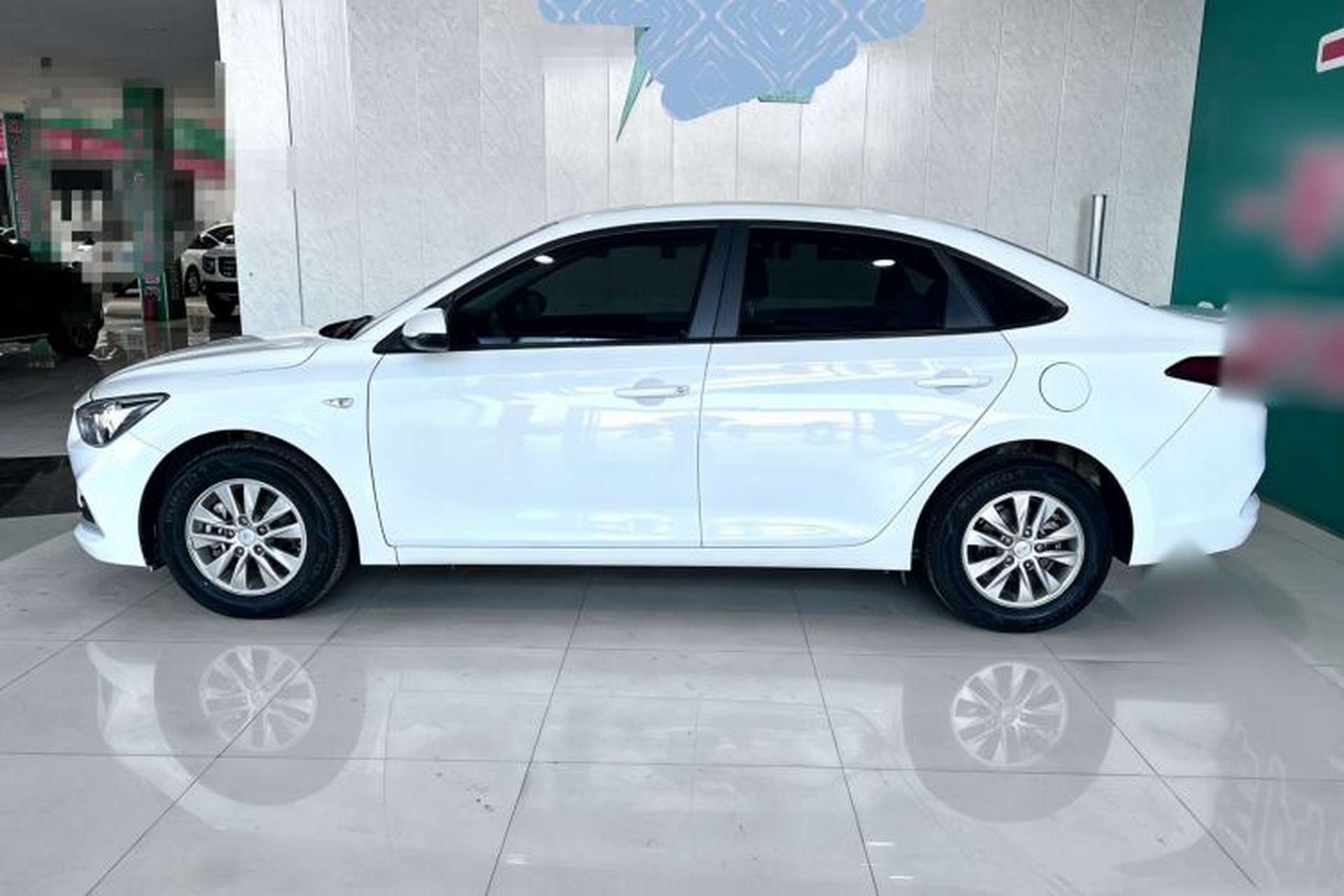 Used Hyundai Celesta 2018 1.6L Automatic GL Enjoyment Edition China VI compliant Exterior 2