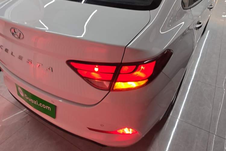 Used Hyundai Celesta 2018 1.6L Automatic GL Enjoyment Edition China VI compliant Exterior 3