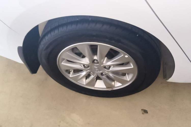 Used Hyundai Celesta 2018 1.6L Automatic GL Enjoyment Edition China VI compliant Exterior 3