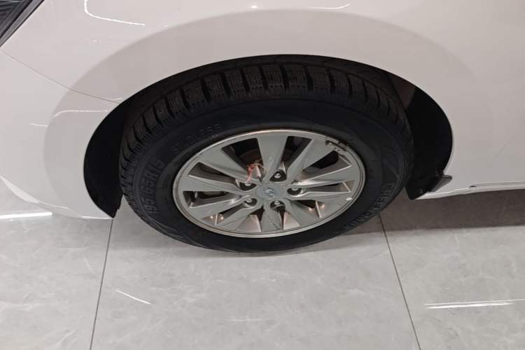 Used Hyundai Celesta 2018 1.6L Automatic GL Enjoyment Edition China VI compliant Exterior 4