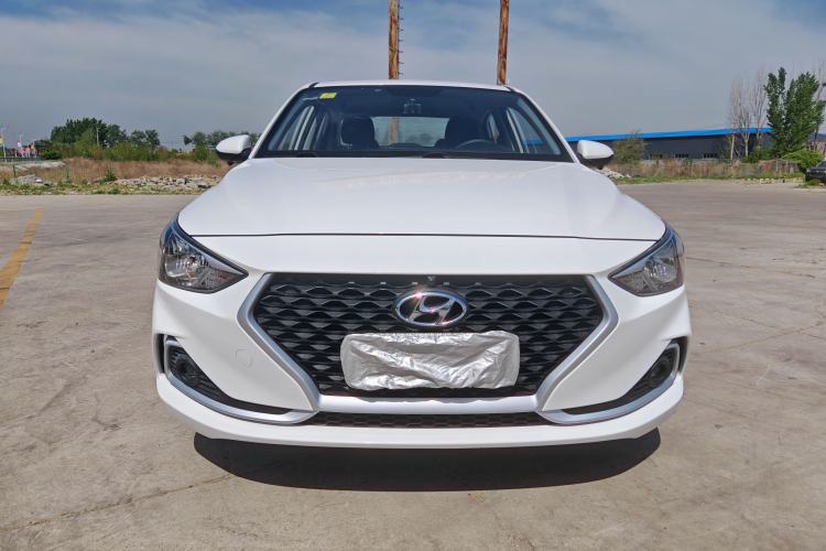 Used Hyundai Celesta 2018 1.6L Automatic GL Enjoyment Edition China VI compliant Exterior 4