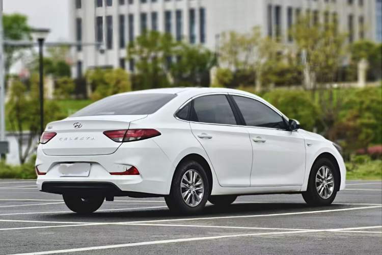 Used Hyundai Celesta 2018 1.6L Automatic GL Enjoyment Edition China VI compliant Exterior 4