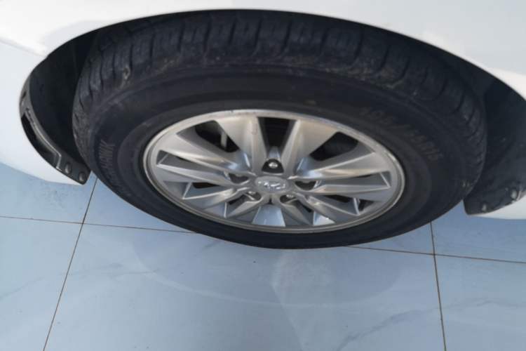 Used Hyundai Celesta 2018 1.6L Automatic GL Enjoyment Edition China VI compliant Exterior 4