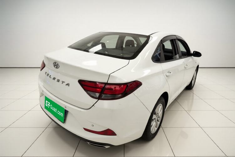 Used Hyundai Celesta 2018 1.6L Automatic GL Enjoyment Version China V Standard Exterior 5