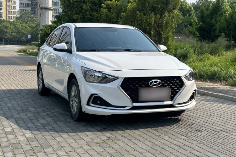 Used Hyundai Celesta 2018 1.6L Automatic GL Enjoyment Edition China VI compliant Exterior 5