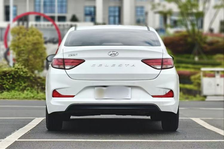 Used Hyundai Celesta 2018 1.6L Automatic GL Enjoyment Edition China VI compliant Exterior 5