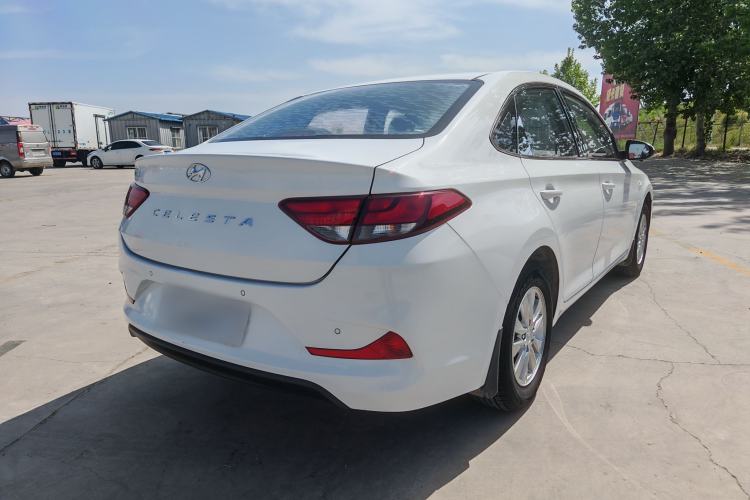 Used Hyundai Celesta 2018 1.6L Automatic GL Enjoyment Edition China VI compliant Exterior 7