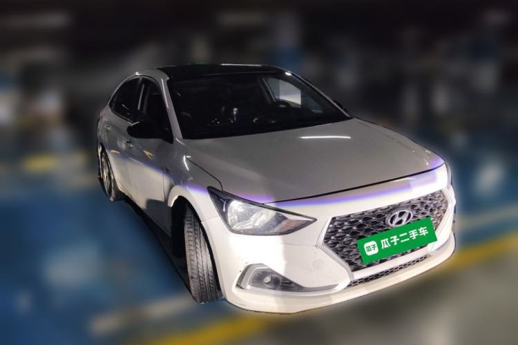 Used Hyundai Celesta 2018 1.6L Automatic GL Enjoyment Version China V Standard Front Right 45 Deg