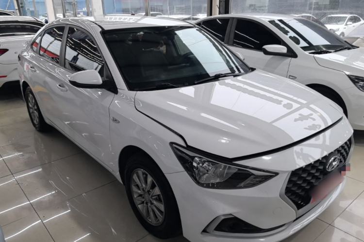 Used Hyundai Celesta 2018 1.6L Automatic GL Enjoyment Edition China VI compliant Front Right 45 Deg