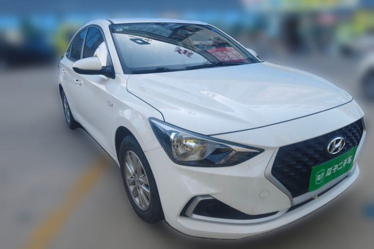 Used Hyundai Celesta 2018 1.6L Automatic GL Enjoyment Version China V Standard Front Right 45 Deg