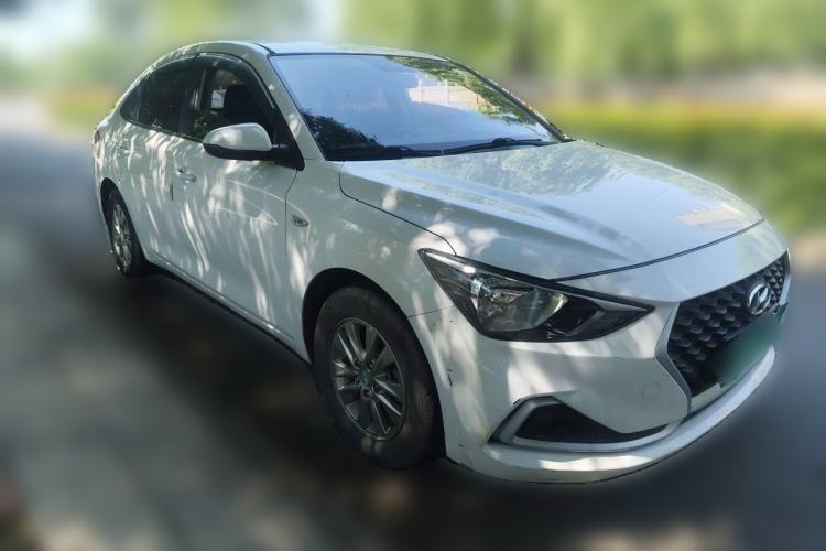 Used Hyundai Celesta 2018 1.6L Automatic GL Enjoyment Version China V Standard Front Right 45 Deg