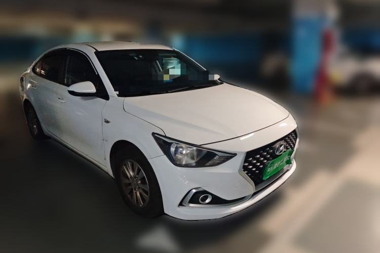 Used Hyundai Celesta 2018 1.6L Automatic Enjoyment Version GLS China VI Standard Front Right 45 Deg