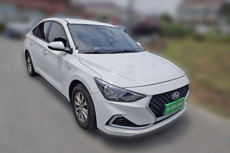 Used Hyundai Celesta 2018 1.6L Automatic GL Enjoyment Version China V Standard Front Right 45 Deg