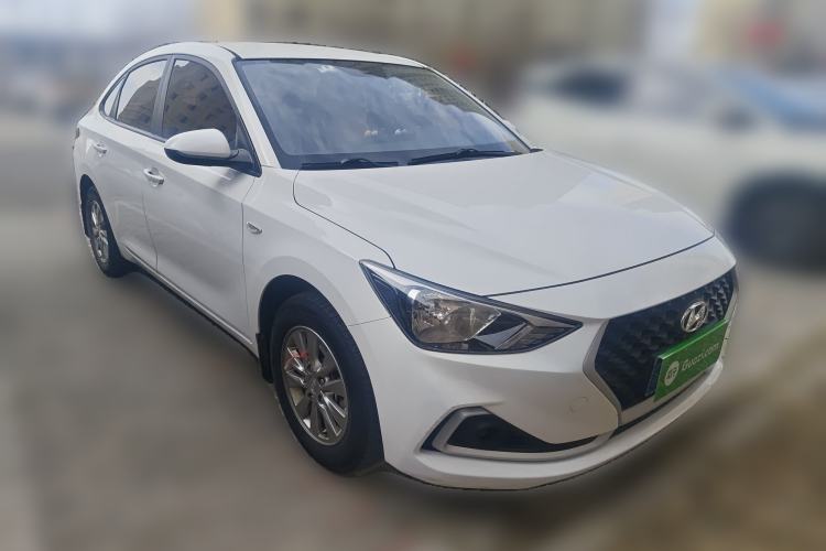 Used Hyundai Celesta 2018 1.6L Automatic GL Enjoyment Version China V Standard Front Right 45 Deg