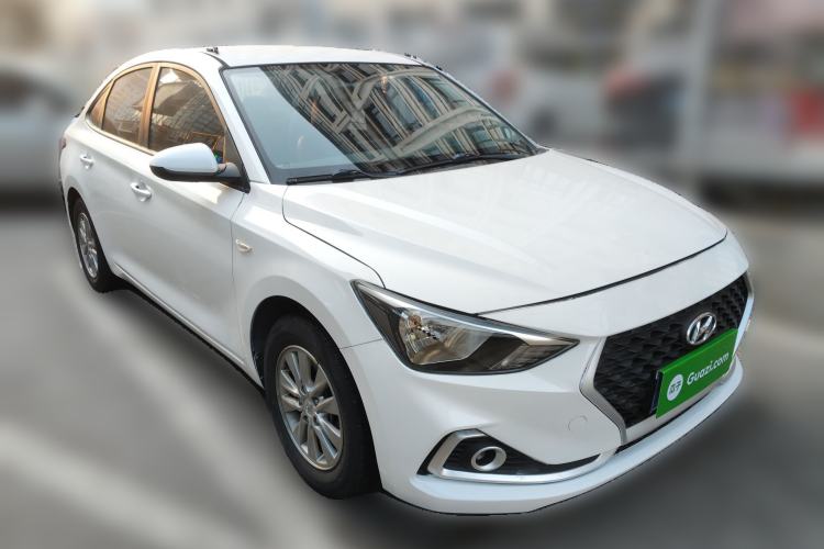 Used Hyundai Celesta 2018 1.6L Automatic GL Enjoyment Version China V Standard Front Right 45 Deg