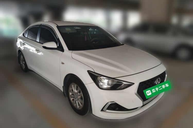Used Hyundai Celesta 2018 1.6L Automatic GL Enjoyment Edition China VI compliant Front Right 45 Deg