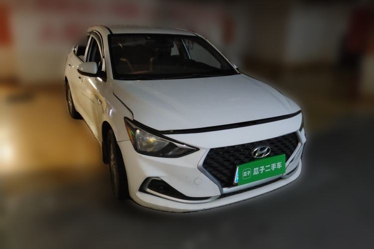 Used Hyundai Celesta 2018 1.6L Automatic GL Enjoyment Version China V Standard Front Right 45 Deg