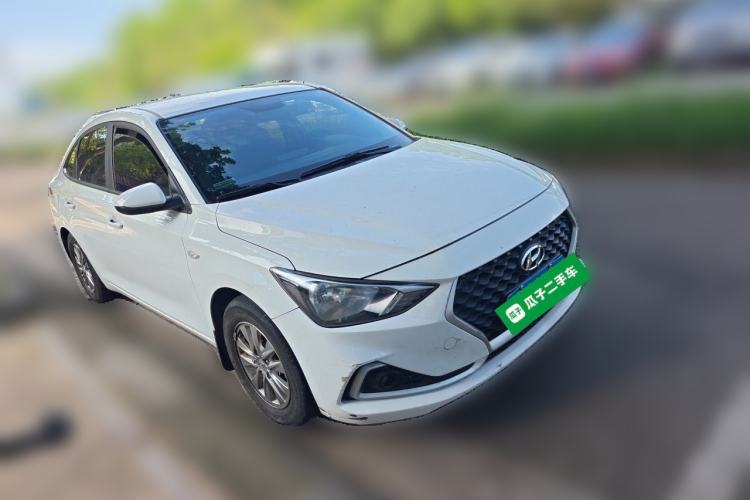 Used Hyundai Celesta 2018 1.6L Automatic GL Enjoyment Edition China VI compliant Front Right 45 Deg
