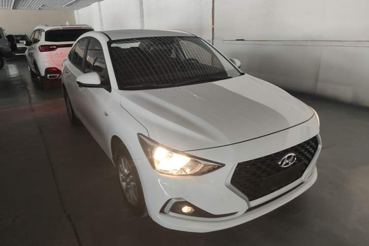 Used Hyundai Celesta 2018 1.6L Automatic GL Enjoyment Version China V Standard Front Right 45 Deg