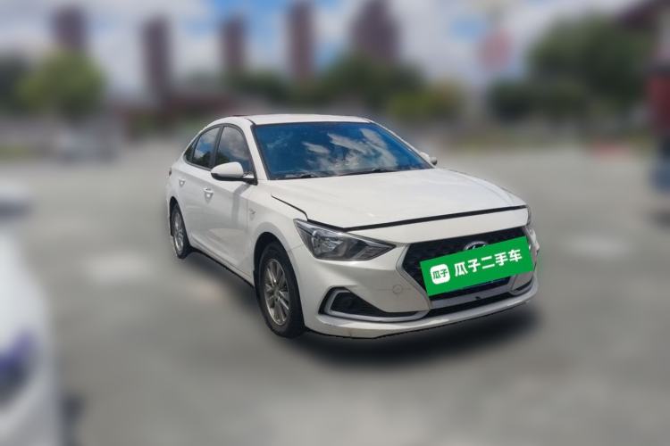 Used Hyundai Celesta 2018 1.6L Automatic GL Enjoyment Version China V Standard Front Right 45 Deg