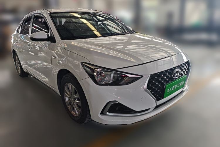Used Hyundai Celesta 2018 1.6L Automatic GL Enjoyment Edition China VI compliant Front Right 45 Deg