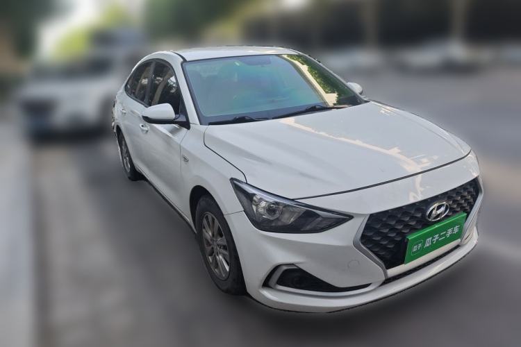 Used Hyundai Celesta 2018 1.6L Automatic GL Enjoyment Version China V Standard Front Right 45 Deg