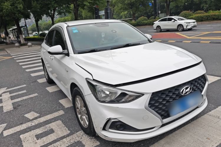 Used Hyundai Celesta 2018 1.6L Automatic GL Enjoyment Version China V Standard Front Right 45 Deg