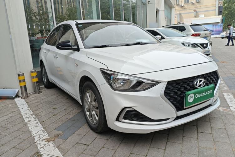Used Hyundai Celesta 2018 1.6L Automatic GL Enjoyment Version China V Standard Front Right 45 Deg