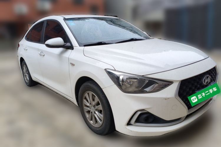 Used Hyundai Celesta 2018 1.6L Automatic GL Enjoyment Version China V Standard Front Right 45 Deg