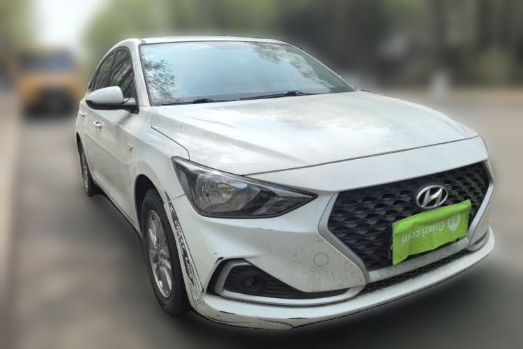 Used Hyundai Celesta 2018 1.6L Automatic GL Enjoyment Edition China VI compliant Front Right 45 Deg