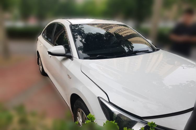 Used Hyundai Celesta 2018 1.6L Automatic GL Enjoyment Edition China VI compliant Front Right 45 Deg