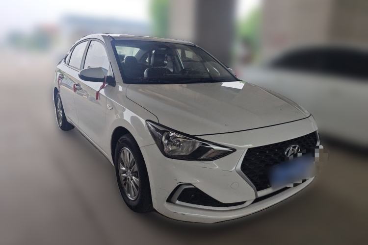 Used Hyundai Celesta 2018 1.6L Automatic GL Enjoyment Version China V Standard Front Right 45 Deg