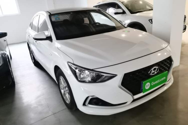 Used Hyundai Celesta 2018 1.6L Automatic GL Enjoyment Version China V Standard Front Right 45 Deg