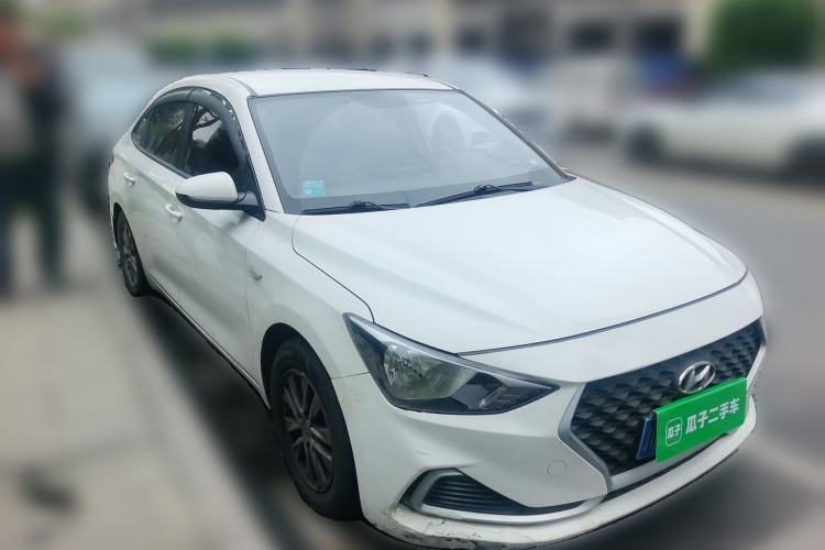 Used Hyundai Celesta 2018 1.6L Automatic GL Enjoyment Edition China VI compliant Front Right 45 Deg