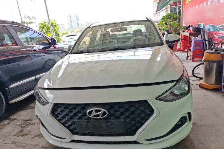 Used Hyundai Celesta 2018 1.6L Automatic GL Enjoyment Edition China VI compliant Front