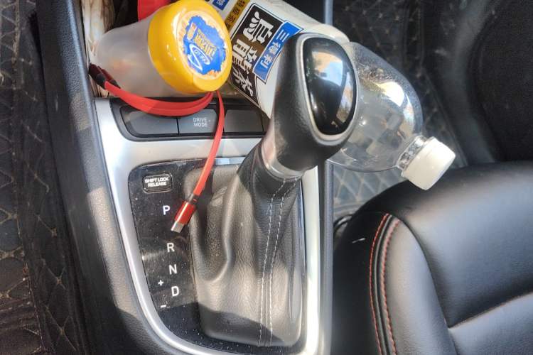 Used Hyundai Celesta 2018 1.6L Automatic GL Enjoyment Version China V Standard Gear Lever