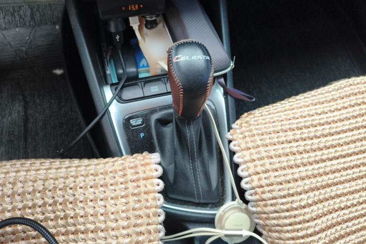 Used Hyundai Celesta 2018 1.6L Automatic GL Enjoyment Edition China VI compliant Gear Lever