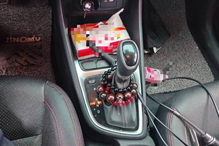 Used Hyundai Celesta 2018 1.6L Automatic GL Enjoyment Edition China VI compliant Gear Lever