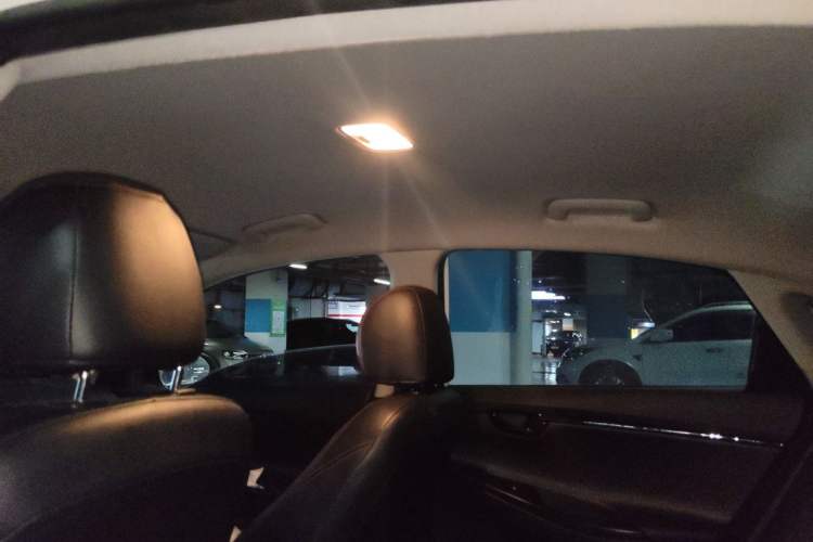 Used Hyundai Celesta 2018 1.6L Automatic GL Enjoyment Version China V Standard Headliner