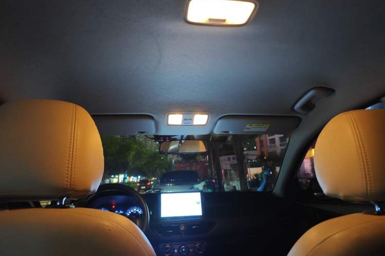 Used Hyundai Celesta 2018 1.6L Automatic GL Enjoyment Version China V Standard Headliner