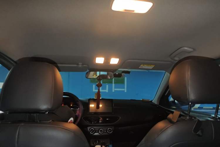 Used Hyundai Celesta 2018 1.6L Automatic Enjoyment Version GLS China VI Standard Headliner