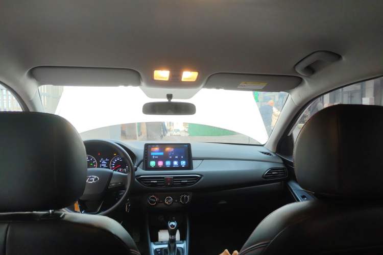 Used Hyundai Celesta 2018 1.6L Automatic GL Enjoyment Version China V Standard Headliner