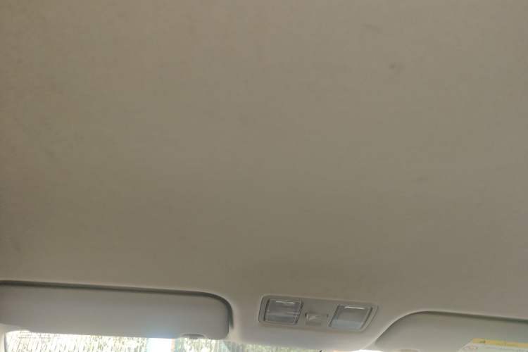 Used Hyundai Celesta 2018 1.6L Automatic GL Enjoyment Version China V Standard Headliner