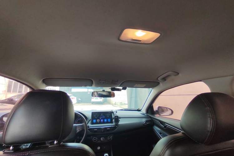 Used Hyundai Celesta 2018 1.6L Automatic Enjoyment Version GLS China V Emission Standard Headliner