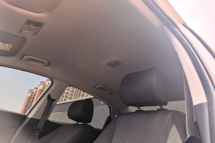 Used Hyundai Celesta 2018 1.6L Automatic GL Enjoyment Edition China VI compliant Headliner