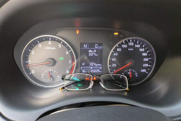 Used Hyundai Celesta 2018 1.6L Automatic GL Enjoyment Version China V Standard Instrument Cluster