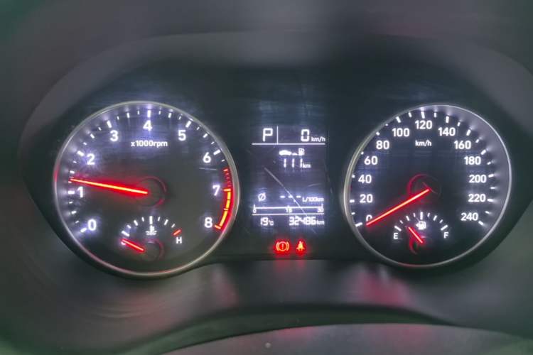 Used Hyundai Celesta 2018 1.6L Automatic GL Enjoyment Edition China VI compliant Instrument Cluster